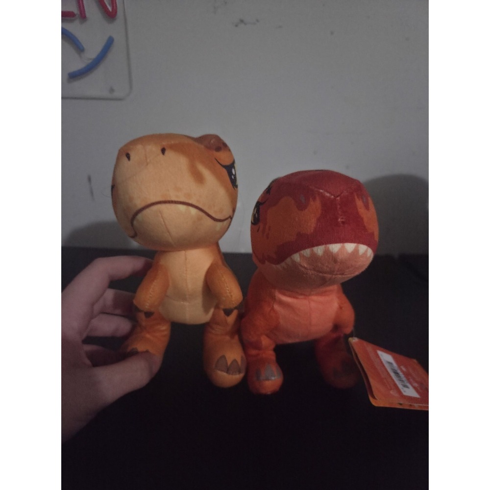Set of 2 Jurassic World Tyrannosaurus And‎ Carnosaurus Dinosaur Plush Toy E51